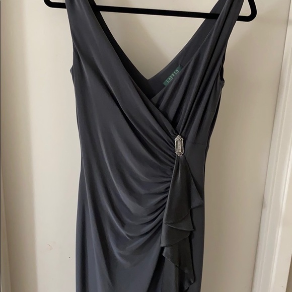 A gorgeous evening gown - Picture 3 of 6